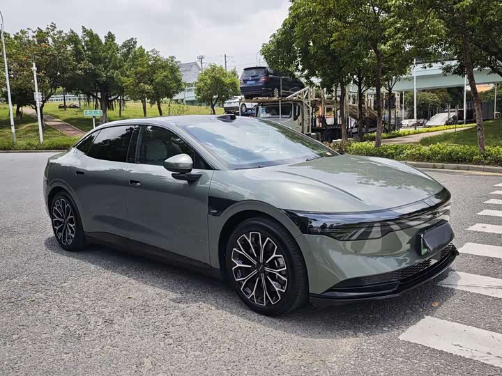 Zeekr 007 2025 2025款 长续航四驱智驾版 100kWh