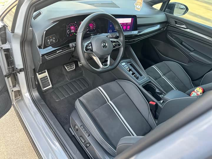 Фото 6 - Volkswagen Golf