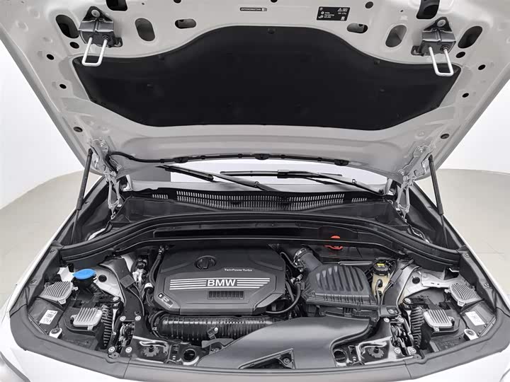 Фото 6 - BMW X2