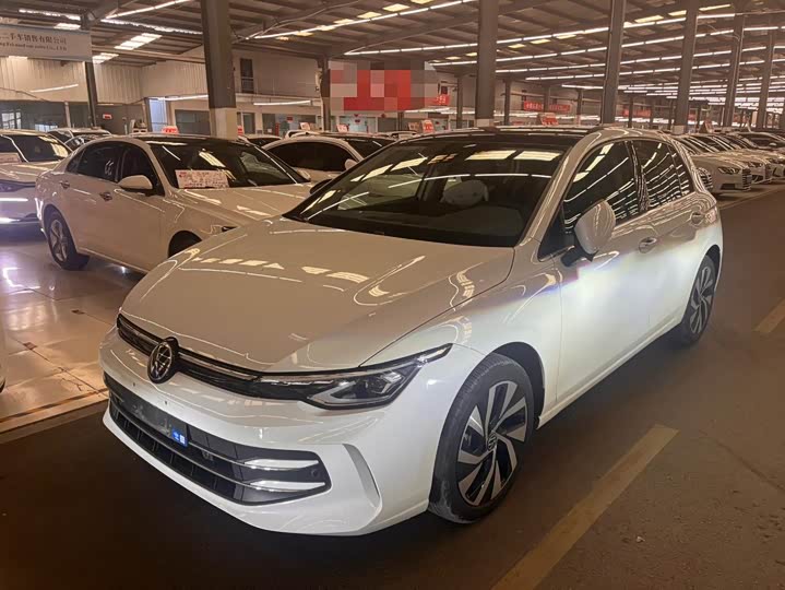2025 Volkswagen Golf
