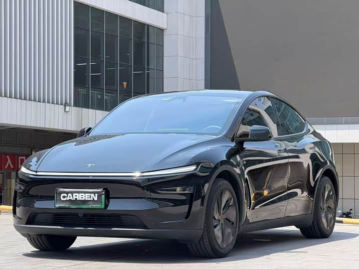 Фото 1 - Tesla Model Y