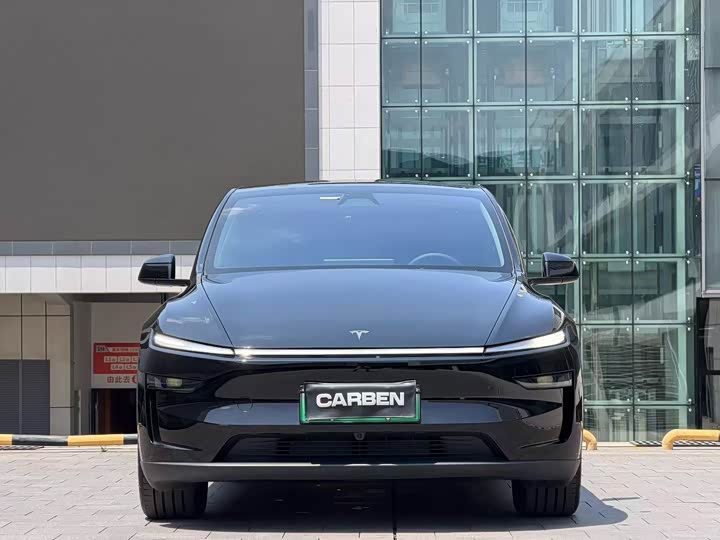 Фото 2 - Tesla Model Y