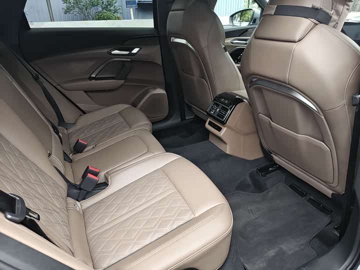 Audi Q5L 2026 2026款 2.0T 千万用户专享版