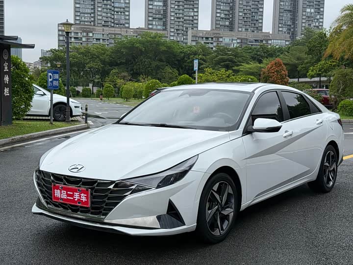 Фото 1 - Hyundai Elantra N line