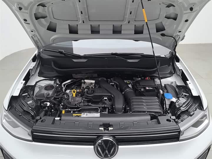 Volkswagen Tharu 2025 2025款 新锐 300TSI 锐意版