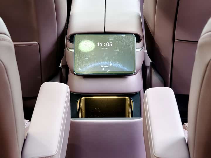 Nio ES8 2026 2026款 六座行政签名版