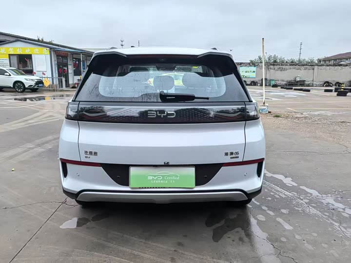 Фото 6 - BYD Sea Lion 05 EV