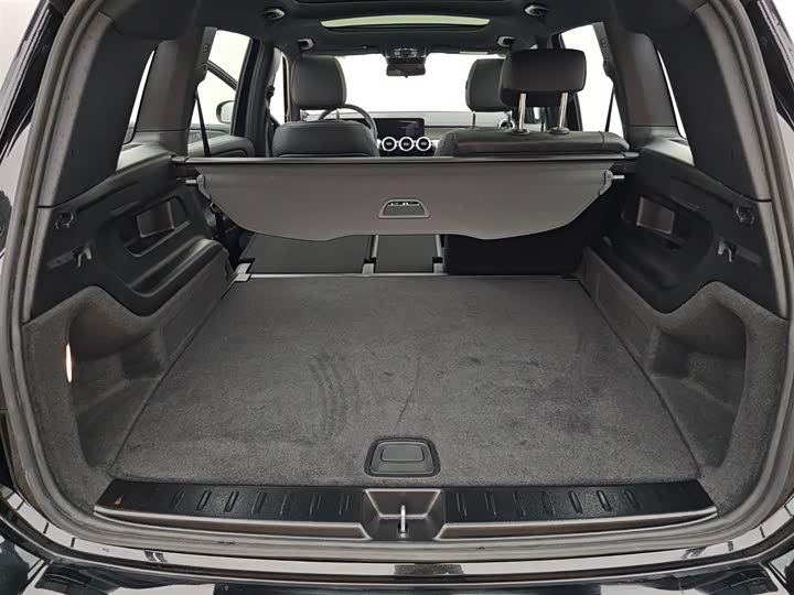 Photo 6 - Mercedes-Benz GLB-Class