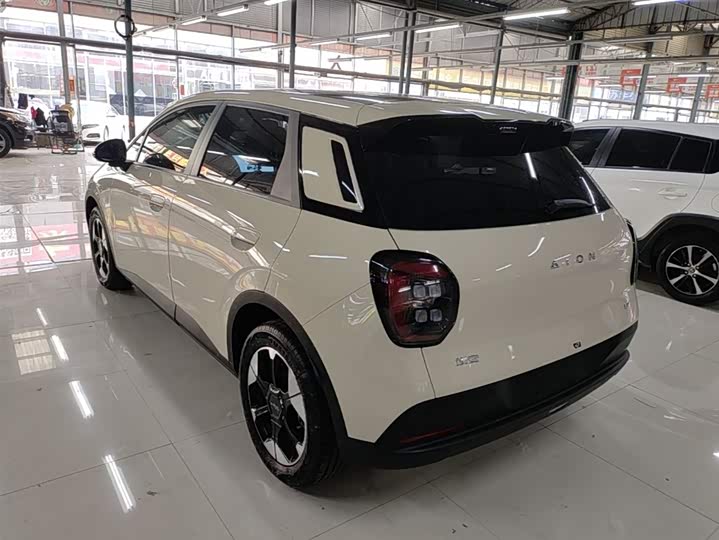 2025 GAC Aion UT