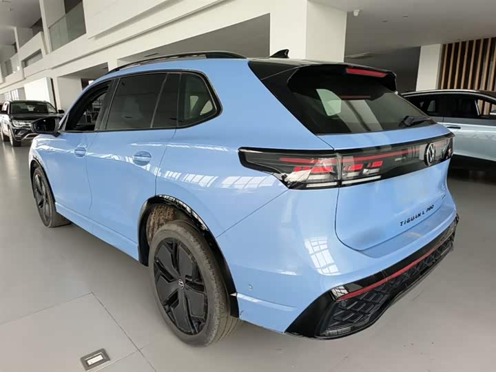 Фото 5 - Volkswagen Tiguan L Pro