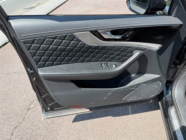 Hongqi HS5 2019 2019款 2.0T 智联旗享版