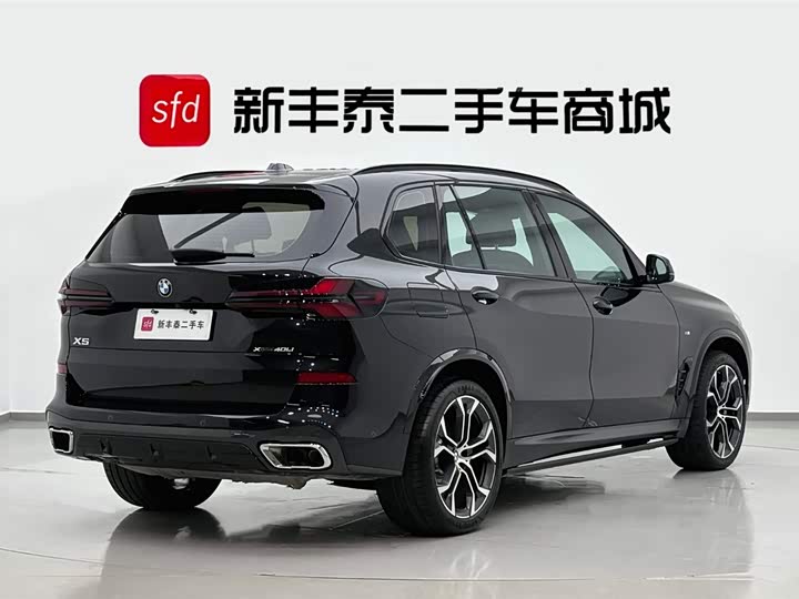 BMW X5 2026 2026款 xDrive 40Li M运动曜夜套装