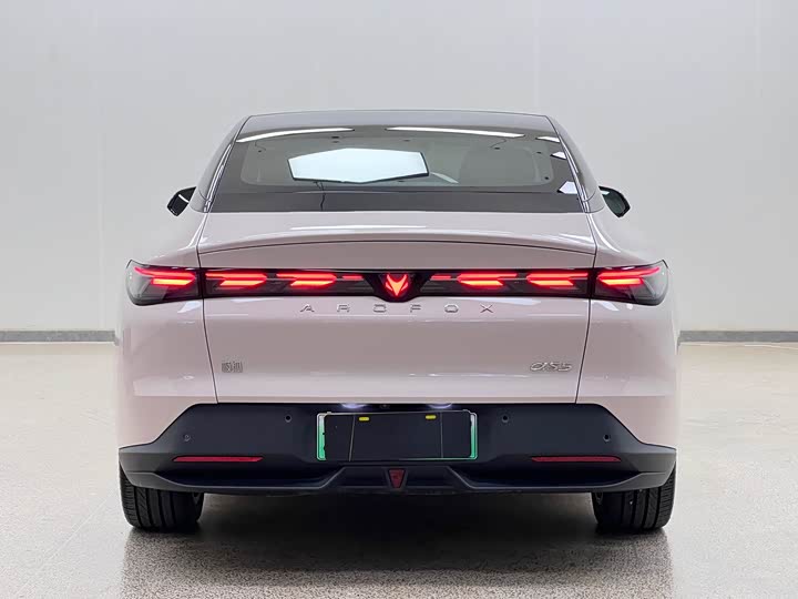 BAIC Arcfox Alpha S5 2025 2025款 560MAX 185kW