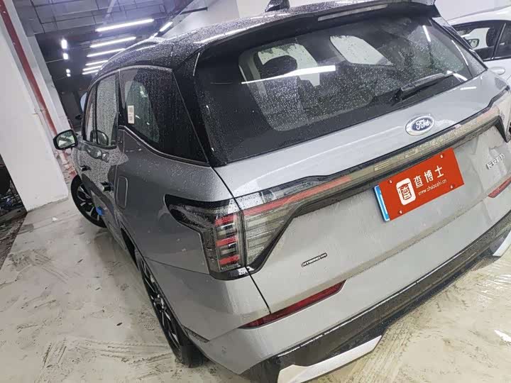 Ford Edge 2026 2026款 锐界L 2.0T EcoBoost E混动两驱七座豪华型