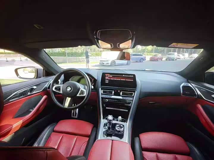 2022 BMW 8 Series