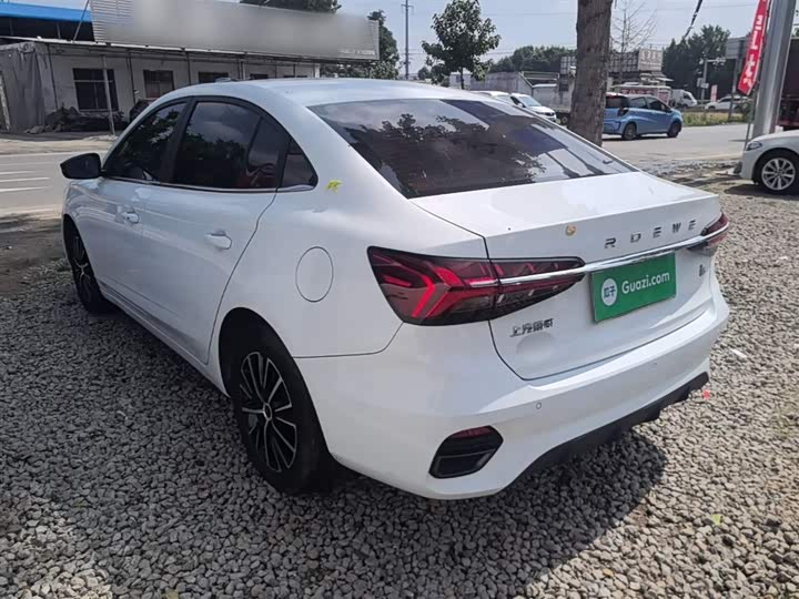 Roewe i5 2021 2021款 1.5L 手动钻石版