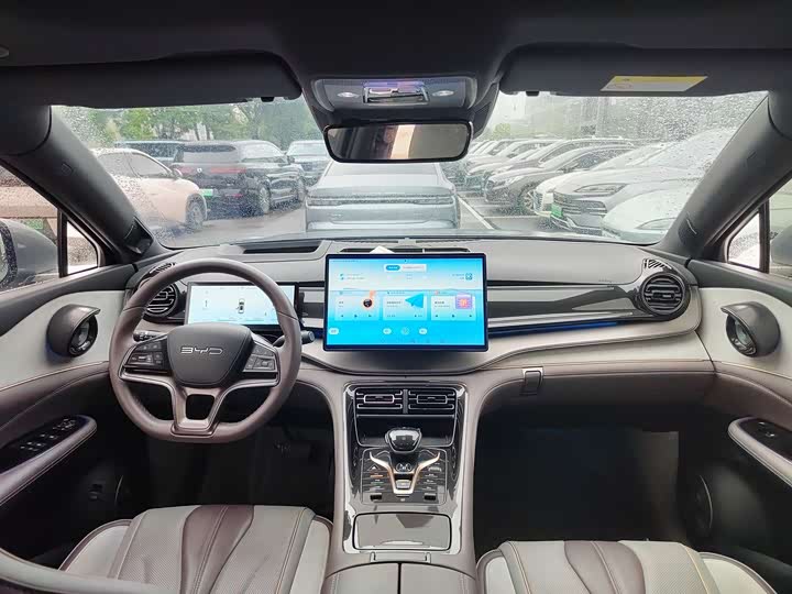 BYD Frigate 07 2023 2023款 DM-i 205KM 旗舰型