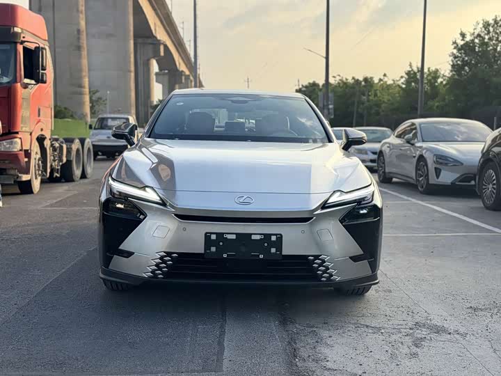 2026 Lexus ES