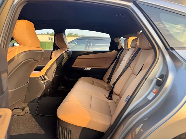 Lexus ES 2026 2026款 300h