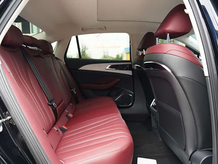 Zdjęcie 4 - Hongqi H5