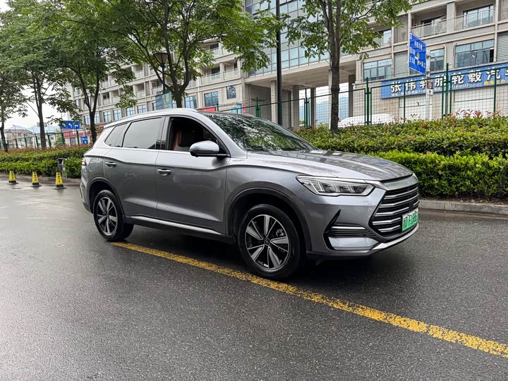 Zdjęcie 2 - BYD Song Pro Hybrid