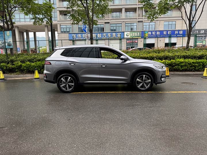Zdjęcie 7 - BYD Song Pro Hybrid