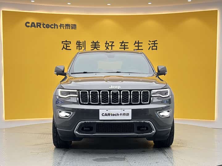 Фото 2 - Jeep Grand Cherokee