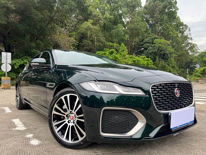 2025 Jaguar XF L