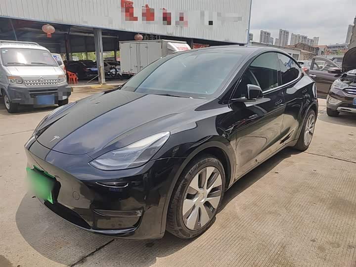 Zdjęcie 1 - Tesla Model Y