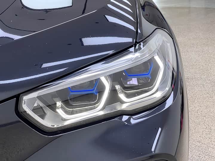 Фото 8 - BMW X5