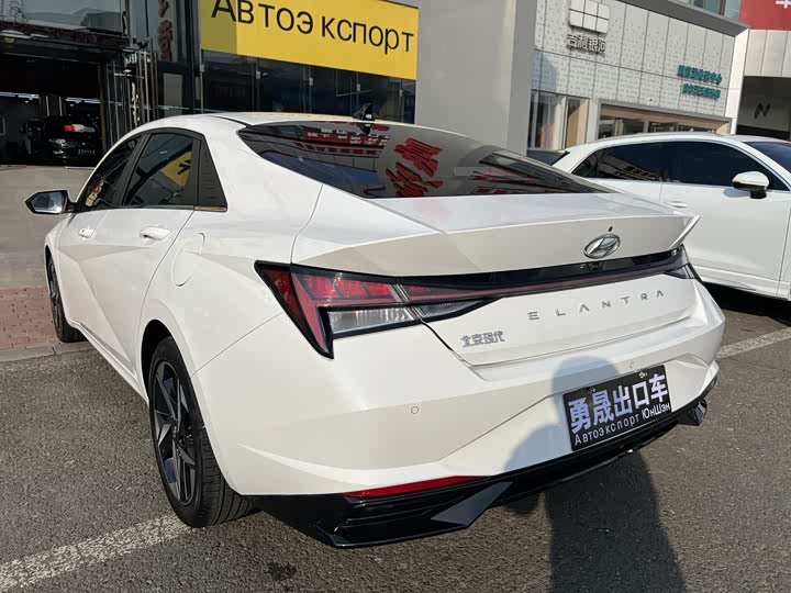 Фото 4 - Hyundai Elantra N line