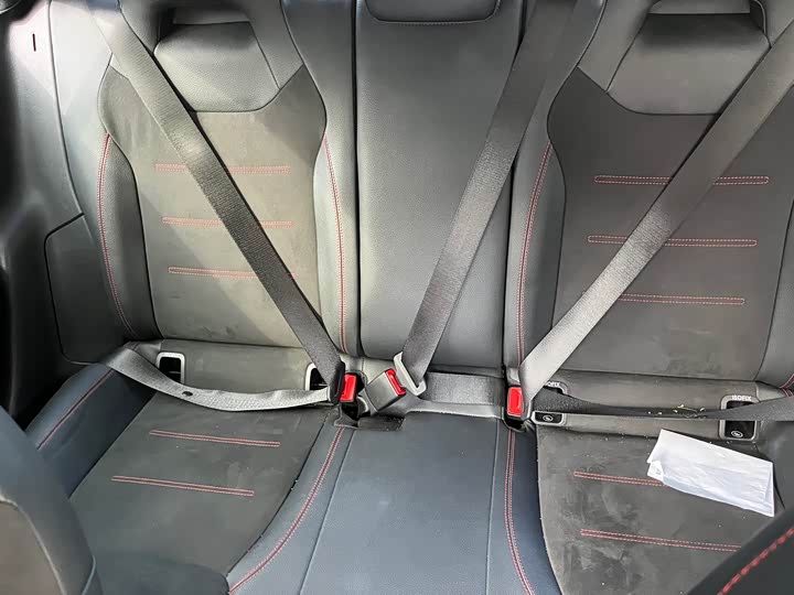Фото 8 - Mercedes-Benz CLA-Class