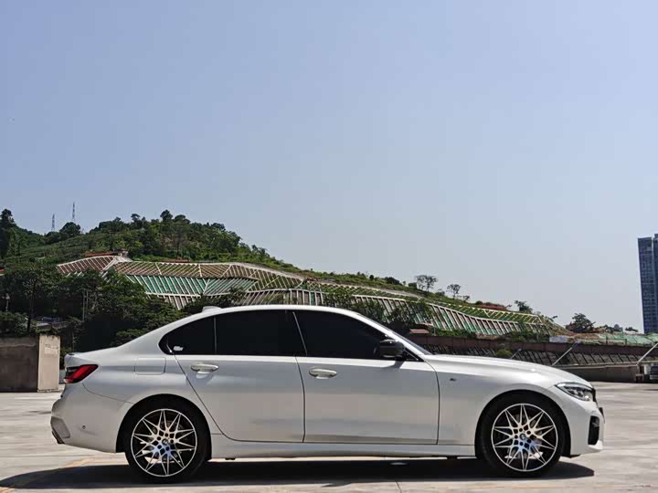 Zdjęcie 8 - BMW 3 Series