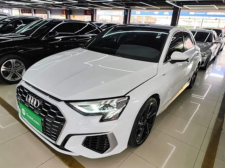 Фото 2 - Audi A3