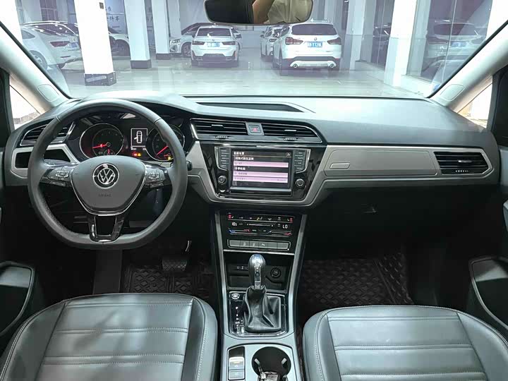 Volkswagen Touran L 2021 2021款 途安L 280TSI DSG拓界版 7座