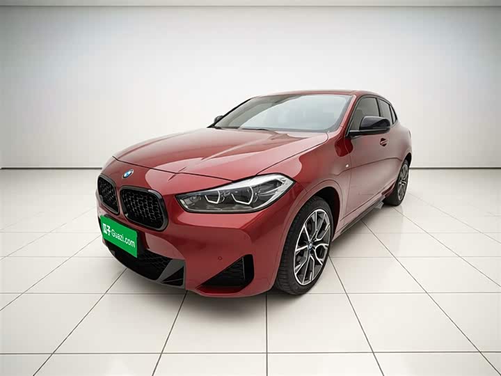 Фото 1 - BMW X2