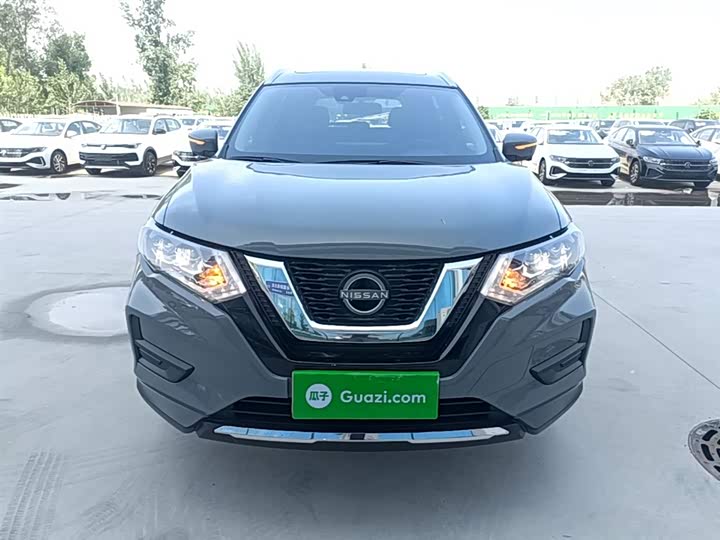 Nissan X-Trail 2025 2025款 荣誉 2.0L 两驱领先版