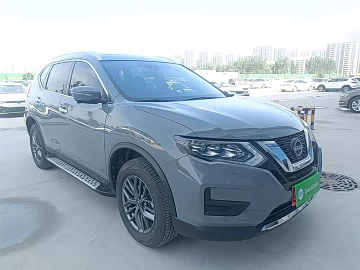Nissan X-Trail 2025 2025款 荣誉 2.0L 两驱领先版