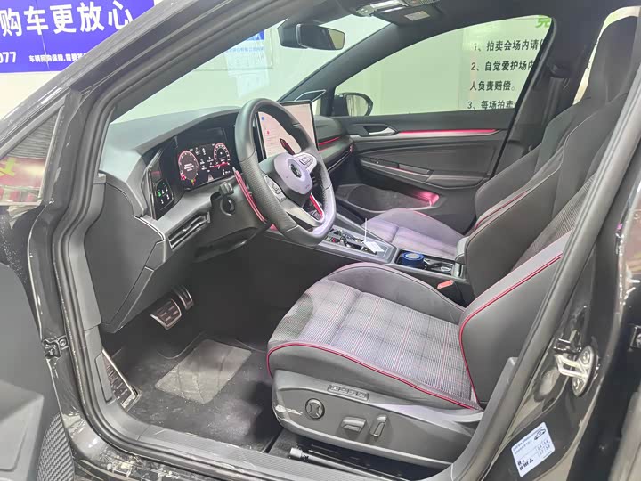 Volkswagen Golf GTI 2026 2026款 380TSI DSG GTI