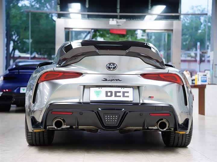 Toyota Supra 2022 2022款 GR SUPRA 3.0T 标准型
