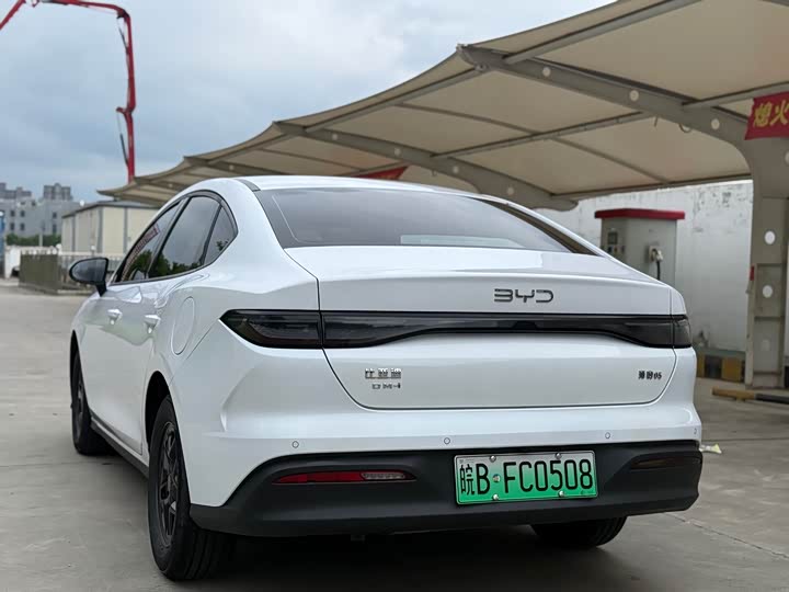Фото 9 - BYD Seal 05 DM-i Hybrid