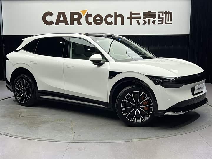 Zeekr 7X 2025 2025款 75kWh 后驱智驾版