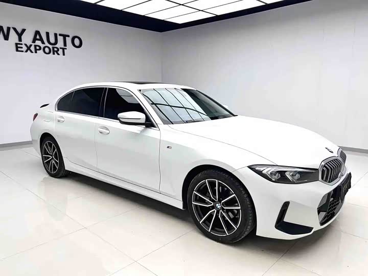 Фото 2 - BMW 3 Series