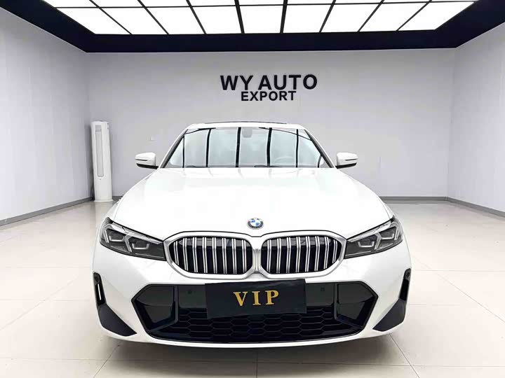 Фото 3 - BMW 3 Series