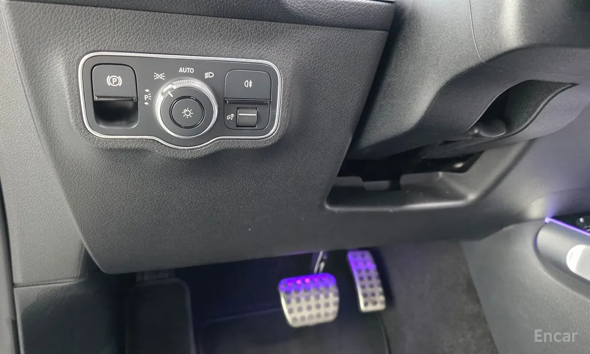 Mercedes-Benz GLB-Class 2020 GLB250 4MATIC