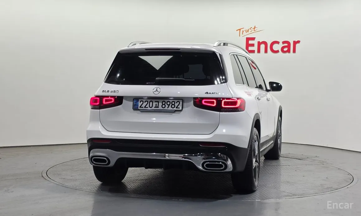 Mercedes-Benz GLB-Class 2020 GLB250 4MATIC