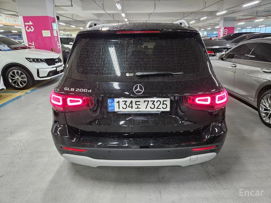 Mercedes-Benz GLB-Class 2020 GLB200 d