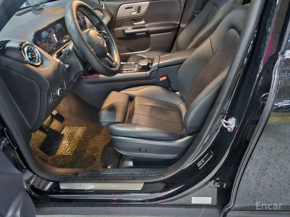 Mercedes-Benz GLB-Class 2020 GLB200 d