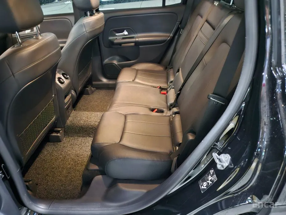 Mercedes-Benz GLB-Class 2020 GLB200 d