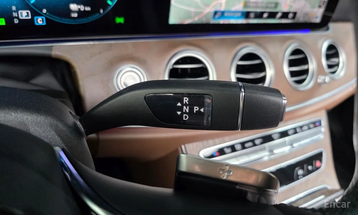 Mercedes-Benz E-Class 2016 E300e 4MATIC Exclusive